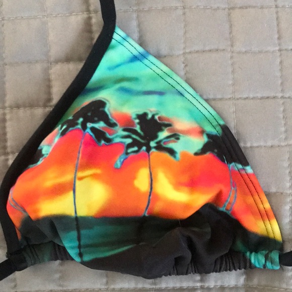 Vs string bikini - Picture 2 of 3